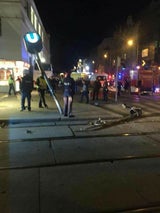 Reisebus knallt in U6-Station in Wien