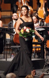 Anna Netrebko als Stilikone