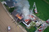 Scheunenbrand in NÖ: Schwerverletzte