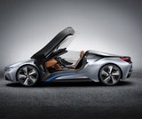 BMW i8 Roadster und Facelift fürs Coupé