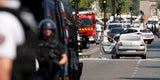 Paris: Auto rammt Polizeiwagen und explodiert