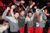 So ausgelassen feiern Rodler Bronze