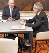 Van der Bellen Berset Kita