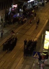 Serben-Fans randalieren in Wien & Graz: 4 Polizisten verletzt