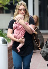 Hilary Duff im Baby-Glück