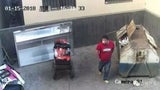 ER schmeißt sein Baby in den Müll