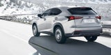 Aufgefrischter Lexus NX 300h startet