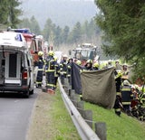Zwei Tote bei Horror-Crash in Fornach