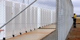 Tesla startet weltgrößte Lithium-Ionen-Batterie