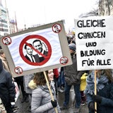 Mega-Demo gegen Schwarz-Blau
