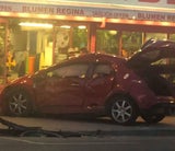 Spektakulärer Massen-Crash vor Blumengeschäft in Wien