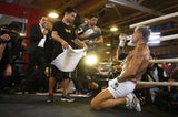 Mickey Rourke bereitet sich auf Boxkampf vor
