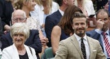 David Beckham führt Mama Sandra zu Tennismatch aus