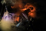 Wohnhaus-Brand: "Meterhohe Flammen schlugen uns entgegen"