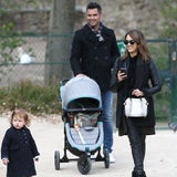 Jessica Alba genießt das schöne Pariser Wetter