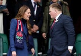 1. Auftritt: Prinzessin Kate lacht die Andrew-Krise weg