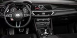 Giulia und Stelvio starten als "Racing"-Modelle