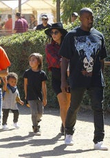Familie Kardashian am Markt