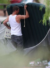 Robin Thicke: Campingausflug mit seinem Sohn