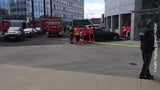 Cobra schoss 8 Mal auf brennende Gasflasche