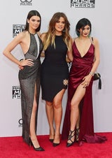 AMAs: Kendall Jenner, Khloe Kardashian, Kylie Jenner