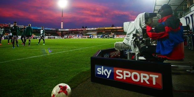 Hammer: Ermittlungen gegen Sky & DAZN