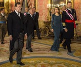 Königin Letizia & Felipe strahlen bei Militärparade