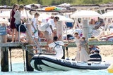 Uma Thurman urlaubt in Saint Tropez