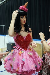 Katy Perrys beste Outfits