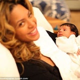 Beyonce zeigt Töchterchen Blue Ivy