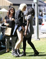 Ireland Baldwin turtelt mit Freundin Angel Haze