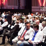 Demo: Spitals-Ärzte wollen mehr Geld