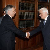 Griechen- Crash: Start für Faymann- Mission