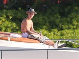 Justin Bieber feiert auf einer Yacht