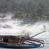 "Haiyan" fegt über die Philippinen