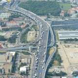 Mega-Stau: Lkw-Unfall legt A23 lahm