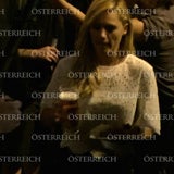 Fischer: Bier & Käsekrainer beim Würstelstand