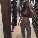 Kourtney Kardashian zeigt Body