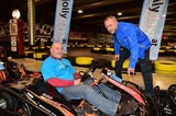 Licht ins Dunkel: Promi-Go-Kart-Rennen