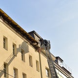 Krönungsgesims krachte zu Boden
