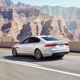 Fotos vom neuen Jaguar XF (2015)