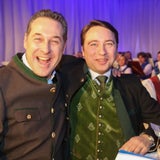 FPÖ-Boss Strache klagt Nazar