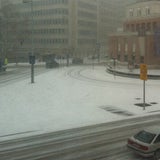 Unfall-Chaos durch Schnee-Hammer