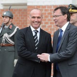 Verteidigungsminister Gerald Klug in der Rossauer Kaserne