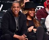 Beyoncé & Jay Z turteln bei Basketball-Spiel