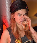 Cara Delevingne & Suki Waterhouse lassen's krachen