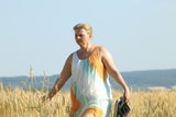 "Superwelt": Kassierin trifft Gott