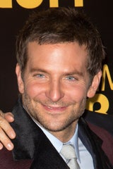 Bradley Cooper im Gehrock