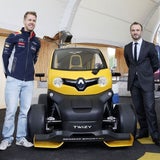 Fotos: Vettel testet den Twizy F1