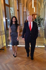 Conchita Wurst bekommt den "Goldenen Rathausmann" verliehen